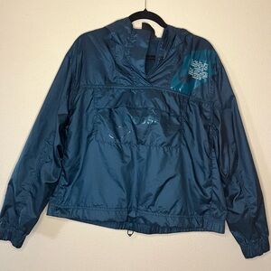 Nike women’s turquoise windbreaker hoodie. Size L